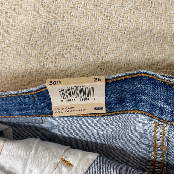 Levi's 501 Original Shorts Blue 28 - Picture 5 of 5